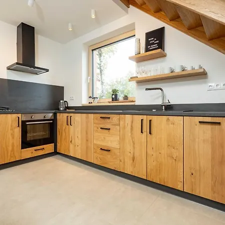 Katlov Homes דירה